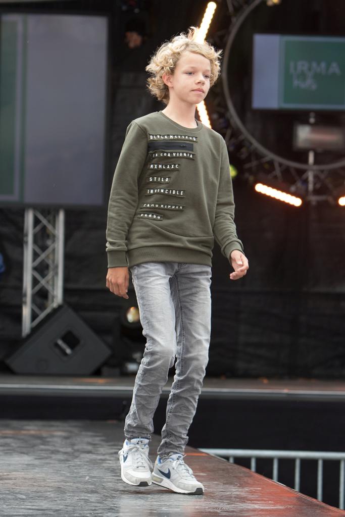 Modeshow2017 1A 120.jpg